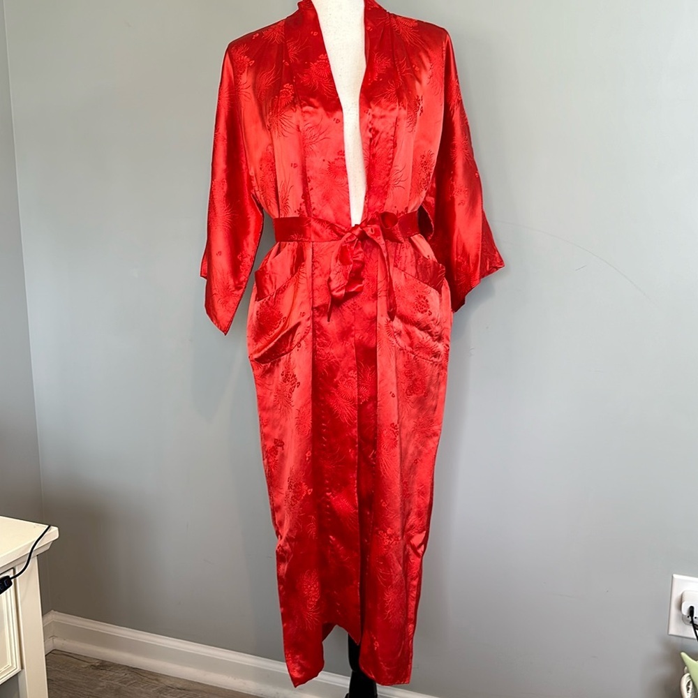Stunning Red Silver Lake Vintage Kimono Robe Small